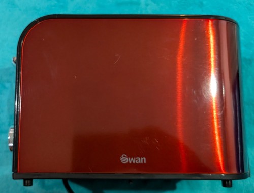 Swan ST17020REDN 2 Slice Toaster with Variable Browning Reheat Defrost 800W Red - Picture 6 of 11