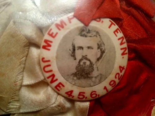 RARE CIVIL WAR NATHAN BEDFORD FORREST UCV MEMPHIS 1924 BADGE & RIBBONS