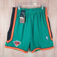 Mitchell & Ness NBA Swingman Shorts Sz Large New York Knicks 2006 Green