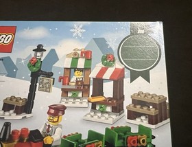 DAMAGED BOX LEGO Seasonal Christmas Train Ride Set 40262 Retired