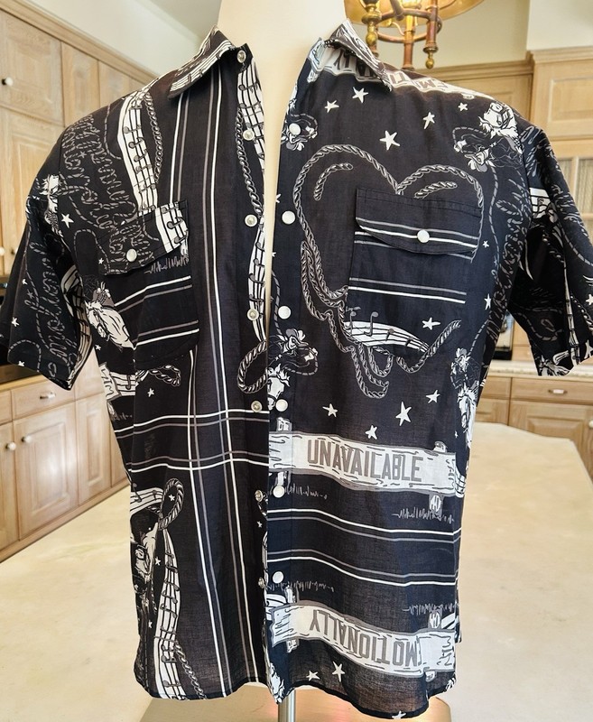 Emotionally Unavailable Short Sleeve Pearl Snap Shirt Horses Western Medium Nice