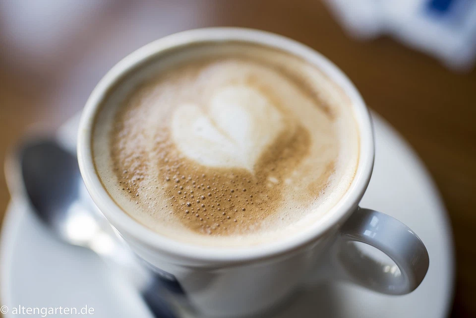 Lente Tamron F1.8 VC 45 mm USD para Canon - negra, F013E Foto 4 de 4