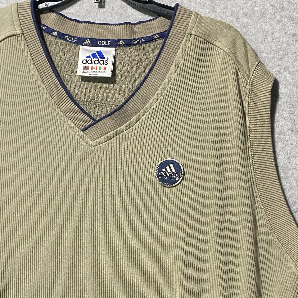 Chaleco Suéter Vintage Adidas Golf EQT Años 90 Y2K Bronceado Cuello en V Acanalado Sin Mangas Para Hombres L Foto 2 de 4