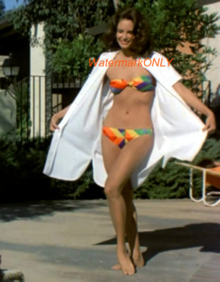 Beautiful Actress ''Jaclyn Smith'' SEXY Bikini ''Pin-UP'' PHOTO! #(32)