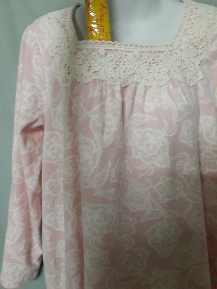 Camisón Charter Club Rosa Floral Manga Larga Talla Mediana 44" BUSTO Foto 3 de 4