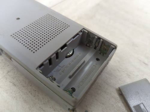 Sanyo M5480 Micro cassette Recorder/Player For Parts/Repair - Picture 6 of 6