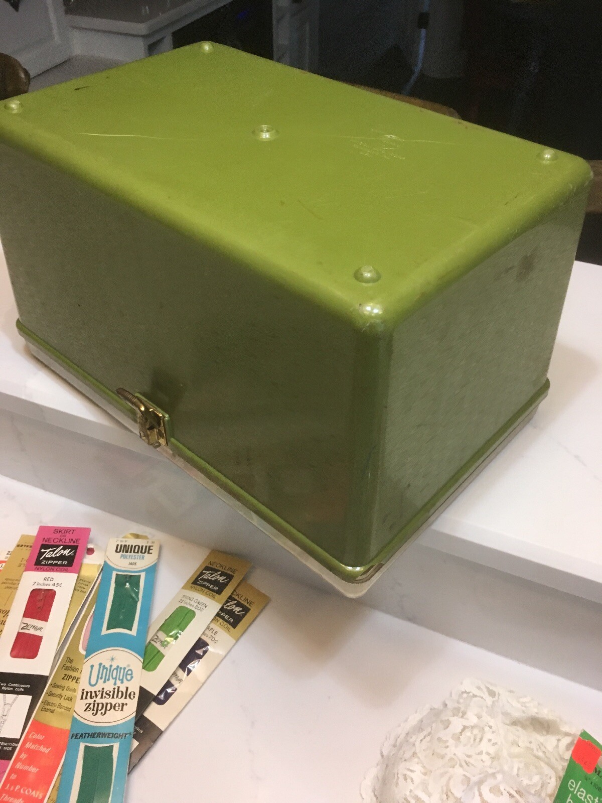 Vintage WILhold Wilson Plastic Sewing Box Case Green/Clear Lid 2 Trays