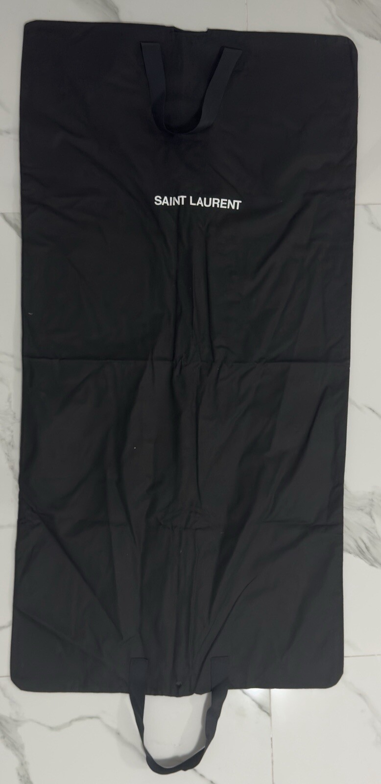 Borsa per indumenti Saint Laurent nera misura 23 x 46 pollici
