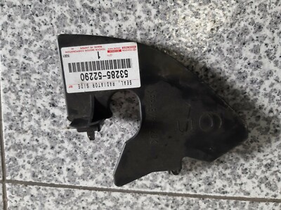 53285-52290 Toyota yaris D4D Seal cover radiator side air 