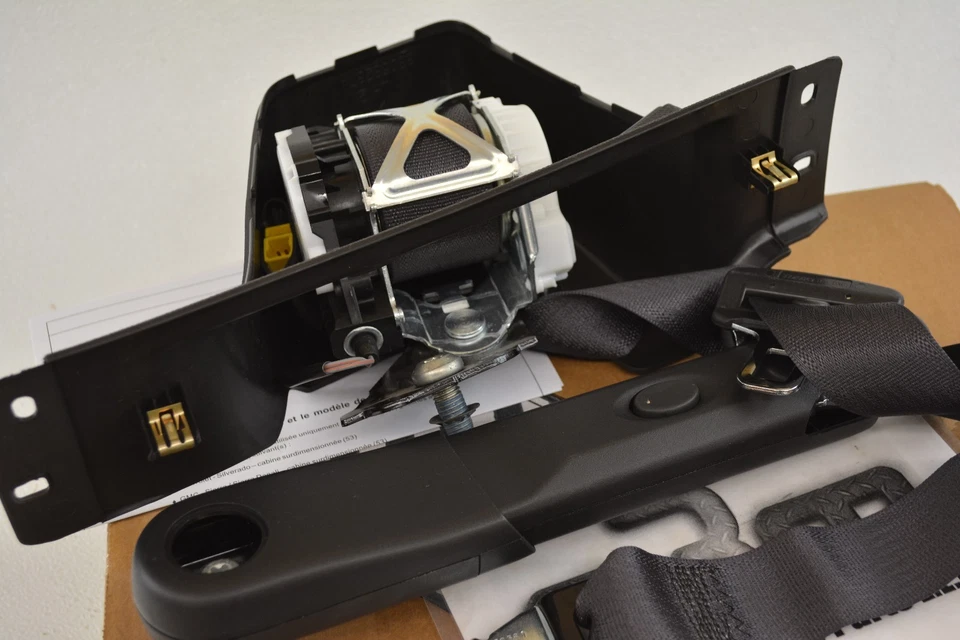 GMC Sierra Chevrolet Silverado 2007-2010 kit de cinturón de seguridad lateral izquierdo nuevo OEM 19210382 Foto 3 de 4