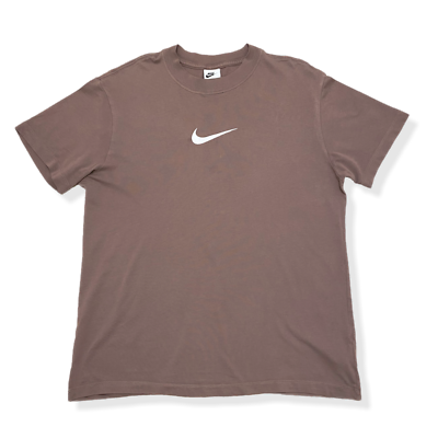 brown nike tee