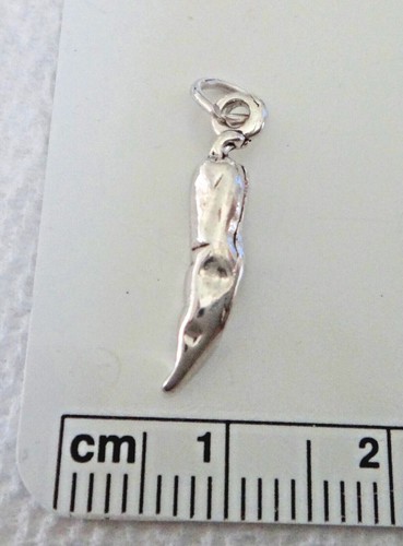 Sterling Silver 3D 20x4mm Southwest Jalapeno Chili Pepper Charm - Picture 3 of 5