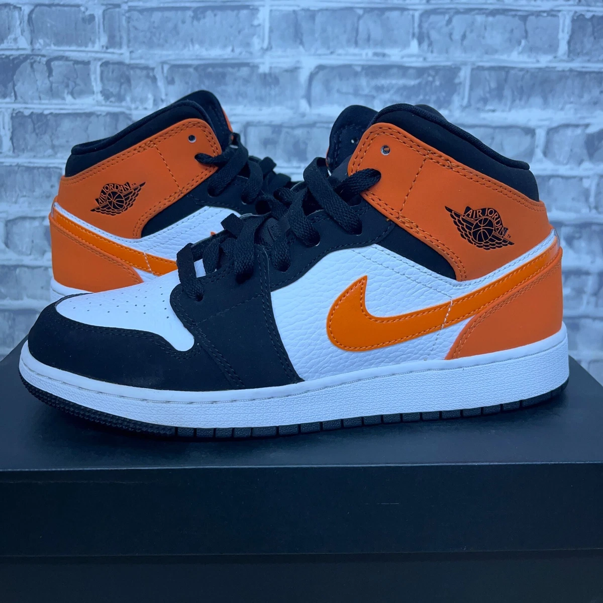 Nike Air Jordan 1 Mid Shattered Backboard Starfish 554725-058 Youth Size 6.5Y