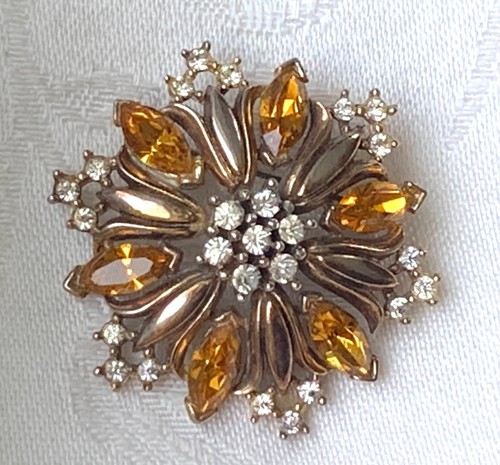 Vintage Trifari Pat Pend Starburst Flower Pendant Brooch - Picture 7 of 12
