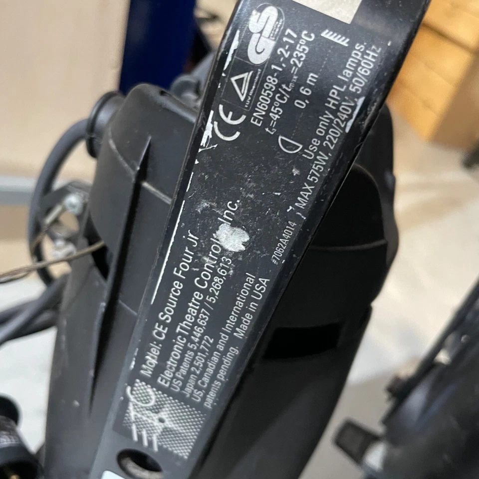 Used ETC 26 Deg Source 4 Junior Profile Theatre Light 575w JNR Stage Lighting - Image 4 of 4