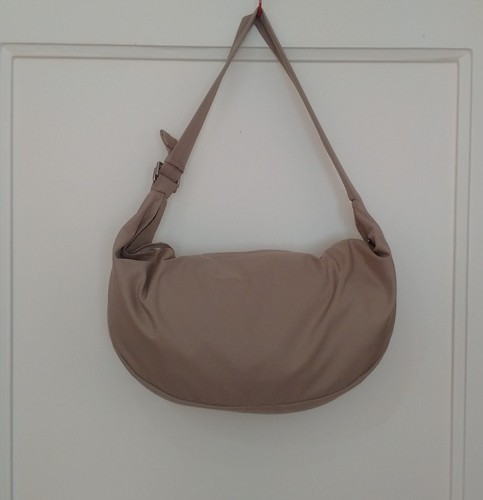 ZARA borsa a tracolla uomo nylon, grande stile banana, beige sabbia, zip 2 vie, unisex, L/M