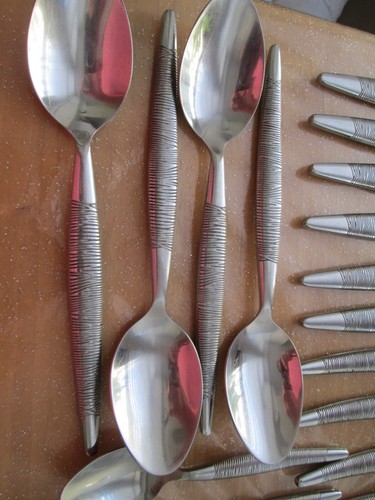 Vintage Stainless Steel Cutlery Set 18 pieces . - 第 4/5 張圖片