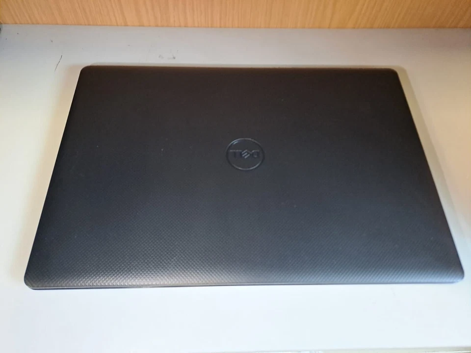 Dell Vostro 3590 i5 10th Gen 16GB 256GB SSD + 1TB HDD Webcam HDMI UHD Win 11 - Image 3 of 3