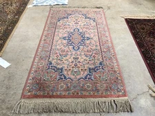 2’10”X5’ KARASTAN #736 MEDALLION SERAPI %100 WOOL  PROFESIONAL WASHED