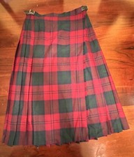 VINTAGE WOOL KILT / SKIRT - MADE IN ENGLAND TAGGED USA 10/ UK 12/ EUROPE 38 