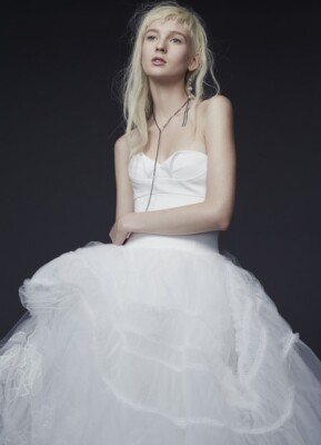 Custom Vera Wang Wedding Gown, Floor Length, Ball Gown, Sleeveless, straight top | eBay Custom Vera Wang Wedding Gown, Floor Length, Ball Gown, Sleeveless, straight top | eBay