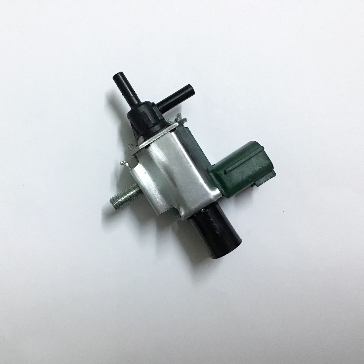 1pcs K5T46585 SH1A 5424 New Vacuum Soleniod Valve VSV for Mazda