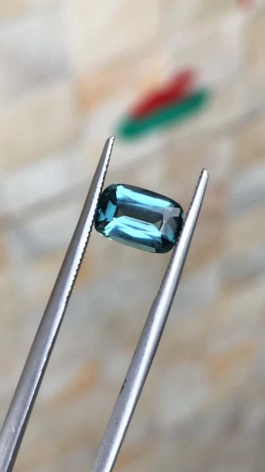 1.20ct Natural Neon Blue Tourmaline - Beautiful  Color and Luster - Afghanistan - Image 4 of 4