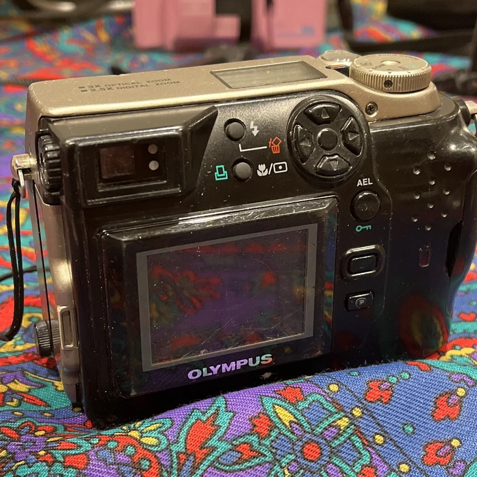 olympus camedia digital camera 2.1 Megapixel - Image 3 of 4