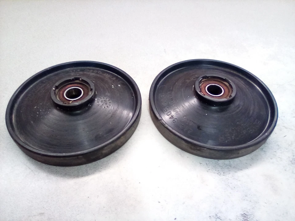 1997 Ski-Doo Skandic 380 formula s sl Rear Suspension Upper Carrier Idler Wheels - Image 2 of 4