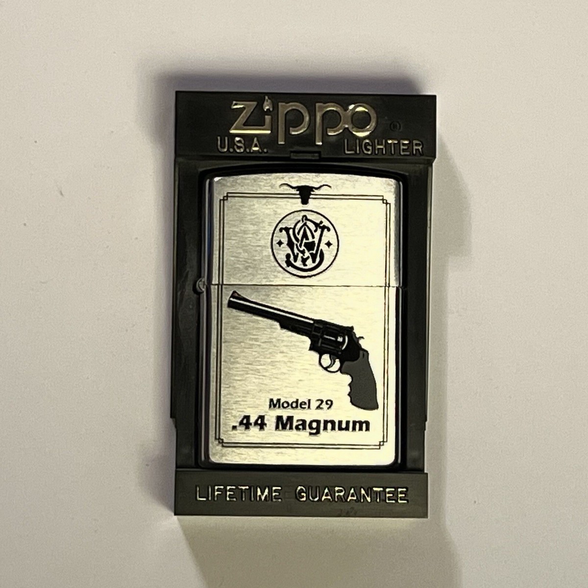 Zippo Smith & Wesson .44 Magnum Windproof Lighter NEW Zippo Smith & Wesson .44 Magnum Windproof Lighter NEW