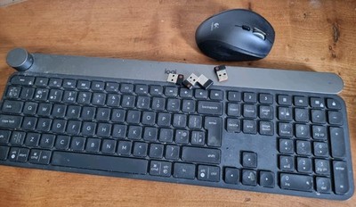 Logitech Craft Kabellose Tastatur - Beleuchtet und m705 Maus Profis