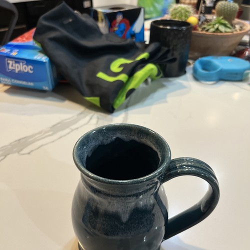 Pottery Maryland Renaissance Festival Mug Green Medieval Crown Beer Turkey Print - Picture 4 of 4