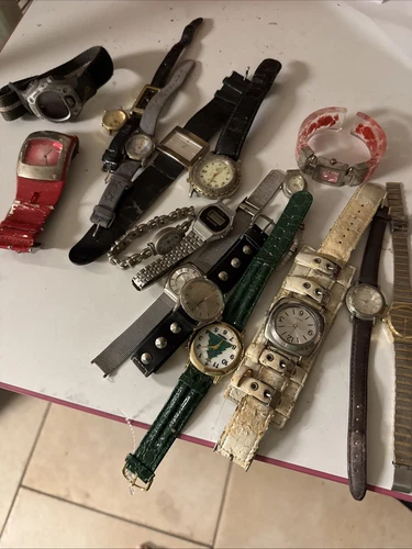 Watches Mixed Lot Of 16