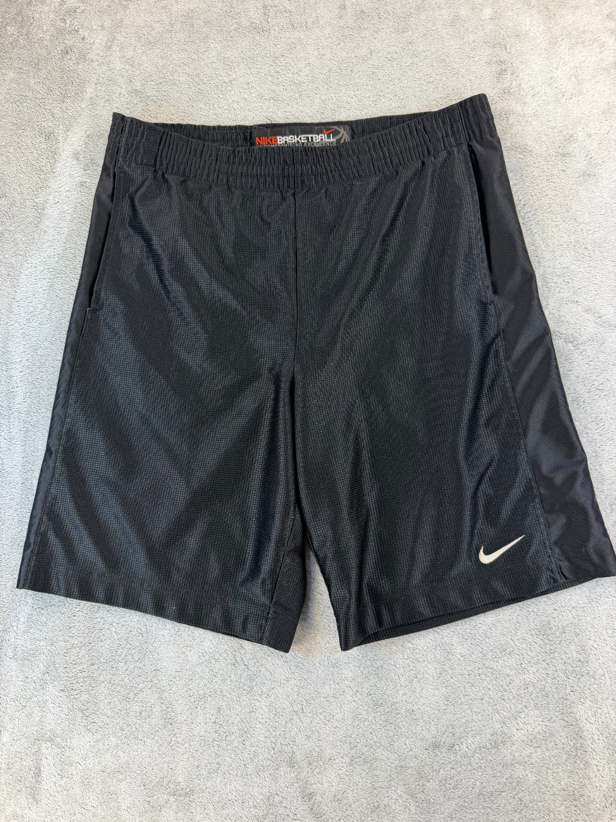 Nike Basketball Shorts Men’s Medium Mesh Dri-Fit Black Athletic