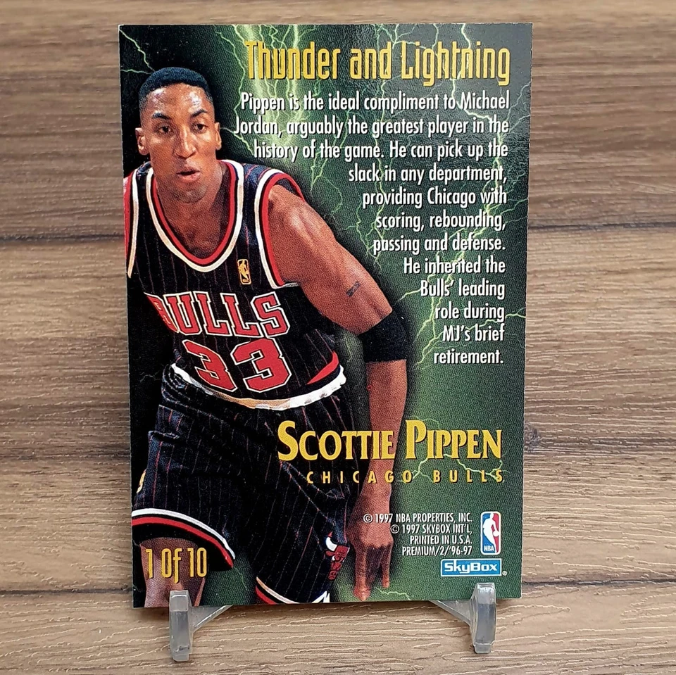 Skybox Premium 1996 Michael Jordan/Scottie Pippen Thunder & Lightning Foto 3 de 4