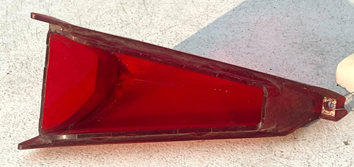 1964 CADILLAC TAIL LIGHT LENS GUIDE 5A STD 64 AS IS - Picture 7 of 7