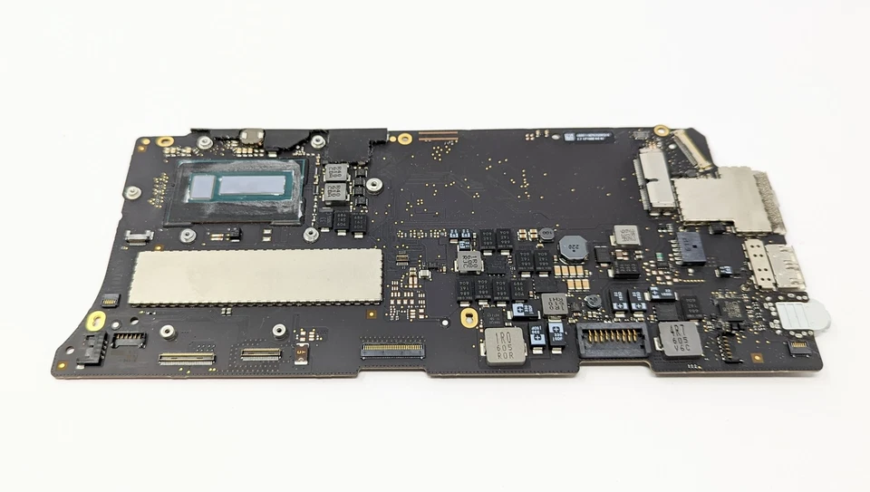 Apple MacBook Pro 13" A1502 2015 Logic Board i5 2.7GHz 8GB 820-4924-A EMC 2835 - Image 2 of 4