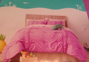pillowfort comforter set