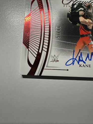 2024 WWE Flawless Kane Finishing Moves Rosso Rubino Auto 11/15 - Foto 3 di 7
