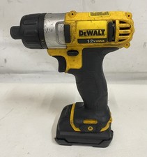 DEWALT 12V MAX 1/4" CORDLESS SCREWDRIVER MODEL: DCF610 (CMP129225)