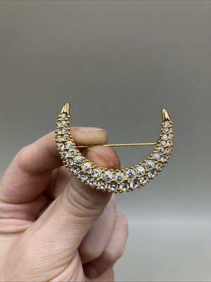 Swarovski Swan Retired VTG Crescent Moon Pave Crystals Gold Tone Brooch/Pin