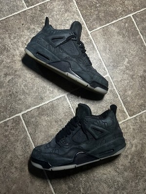 Jordan 4 Retro Kaws Black - Size 9 - 930155-001