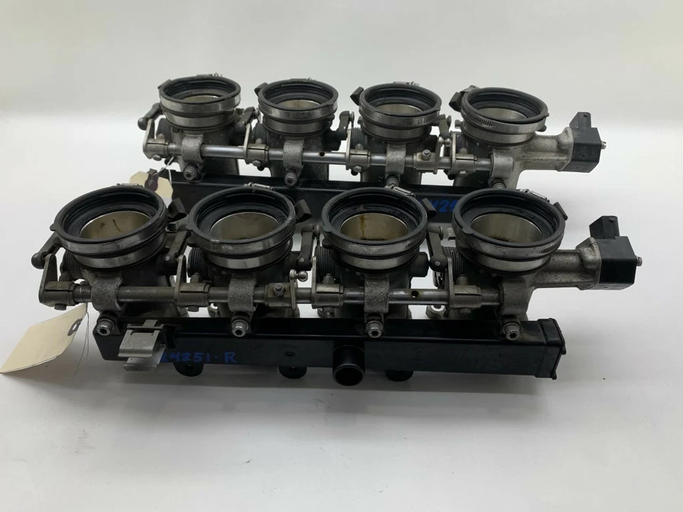 Corpo do acelerador BMW M3 2008-2013 com sensor Hall esquerdo 13547841816 OEM usado - Imagem 4 de 4