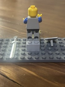 Lego Castle Knights Kingdom I  King Leo Minifigure 6026 6098 6091 6095