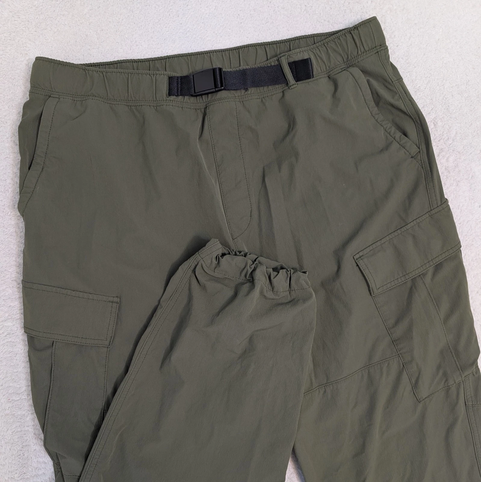 American Eagle Men's XLT Cargo Parachute Pants Green Nylon Stretch Relaxed Fit