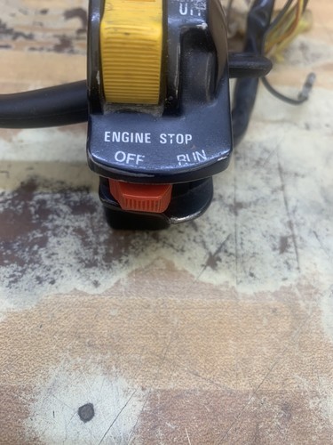 Suzuki QuadZilla LT500R on off switch Handle Bar Switch OEM. Kill Switch - 第 1/4 張圖片