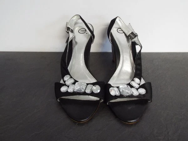 Evans top shoes uk