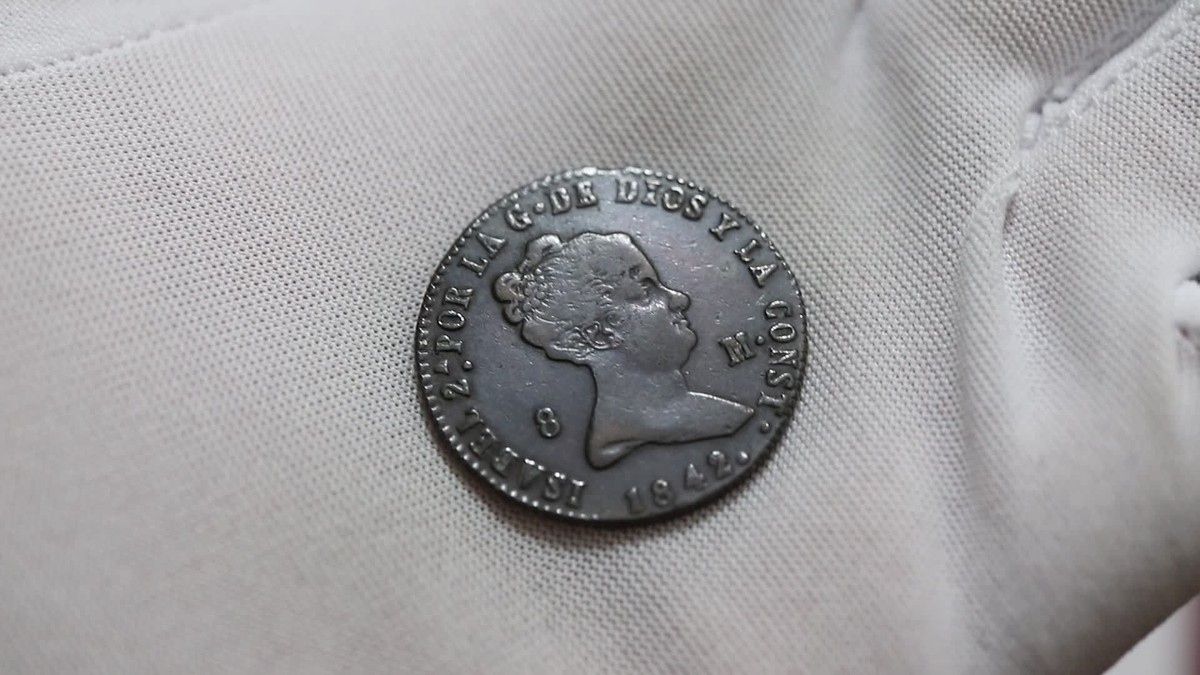 🧭 🇪🇸 SPAIN 8 MARAVEDIS 1842 ISABEL II SEGOVIA SHARP DETAILS B66
