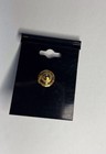 Vintage Gold Plate US Space Shuttle Pin or Tie Tack on Original Card NOS — photo 2