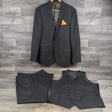 Fellini Tailored Fit, 3 Piece Suit In Grey Checked - Jacket 44L - Trousers 38L